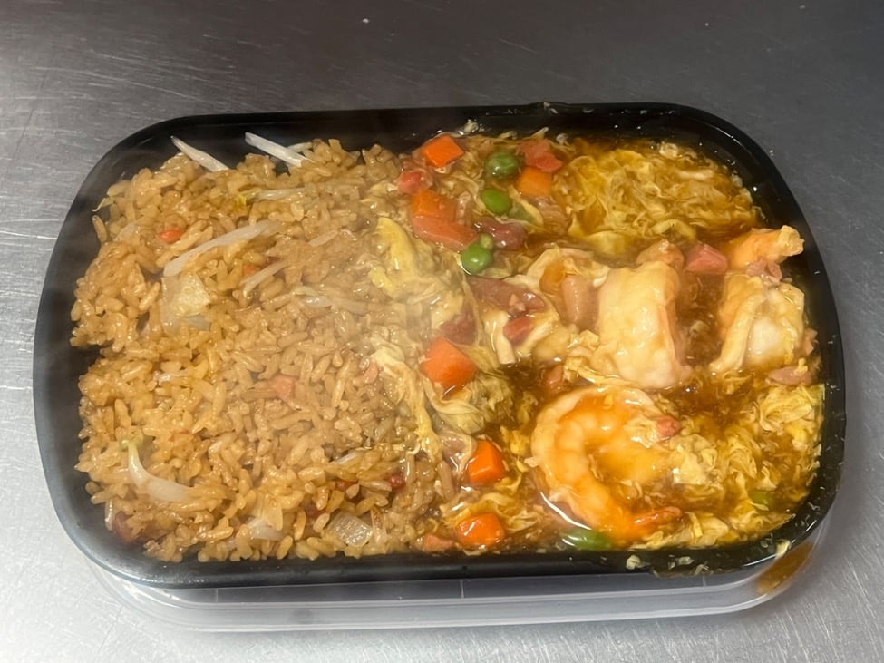 A16. Shrimp w. Lobster Sauce (White Sauce)