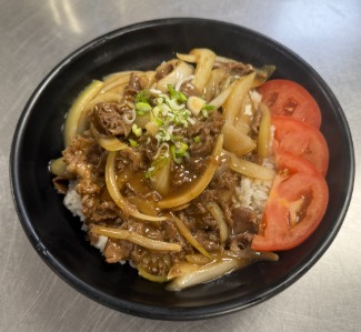 R6. 日式肥牛洋葱饭 Gyu Don