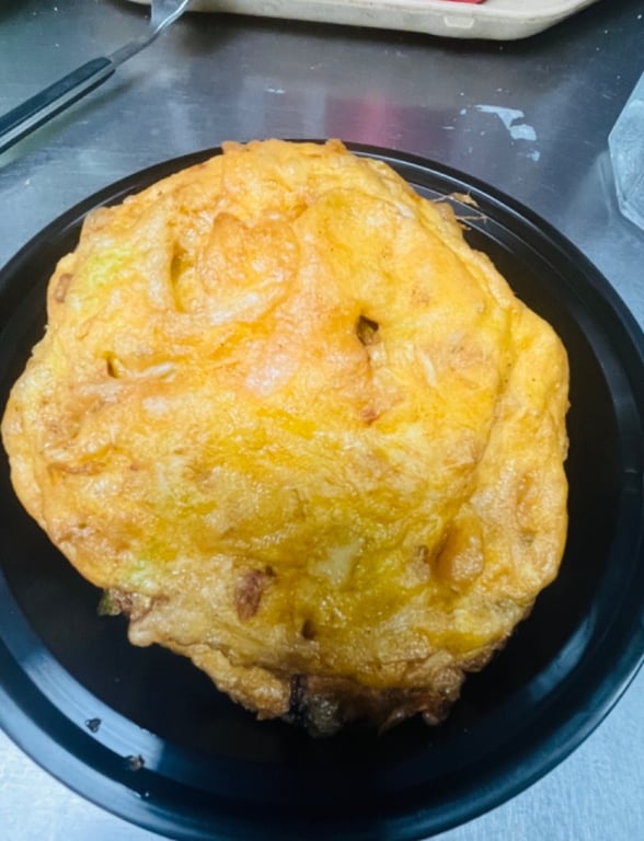 23. 牛蓉蛋 Beef Egg Foo Young