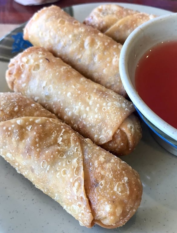 A1.  春卷 Egg Roll (2)