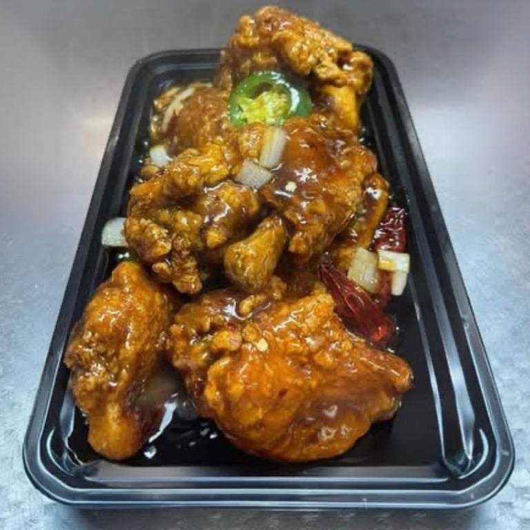 28. Special Hot Wing