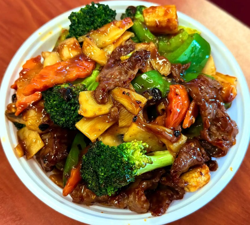 95. Beef w. Black Bean Sauce