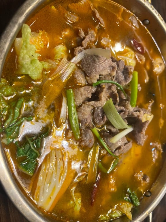 羊肉汤锅 Lamb Soup Pot