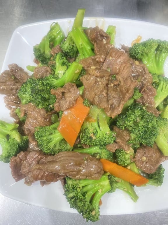L4. Beef with Broccoli