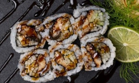 Eel Cucumber Roll