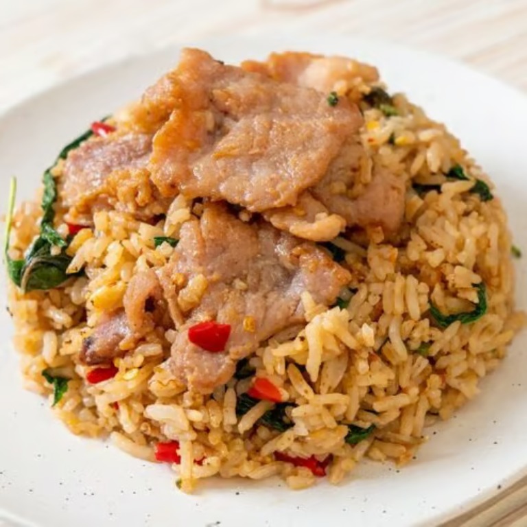 20. 牛炒饭  <br>Beef Fried Rice