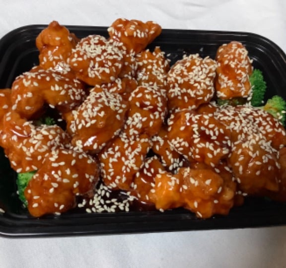 C Sesame Chicken C 芝麻鸡