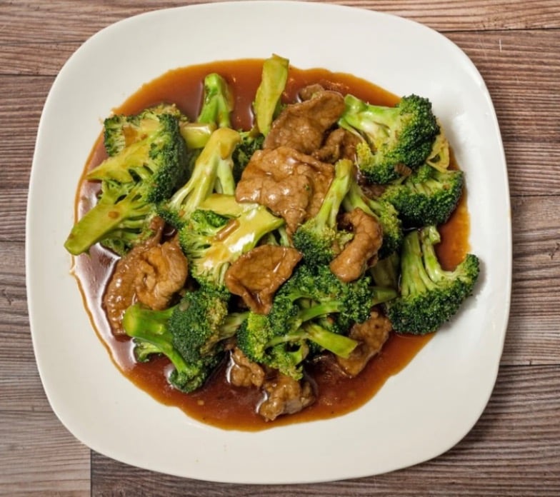 4. Beef with Broccoli 芥兰牛