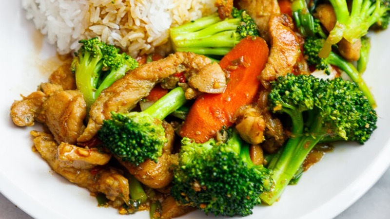 C-13. Chicken with Broccoli