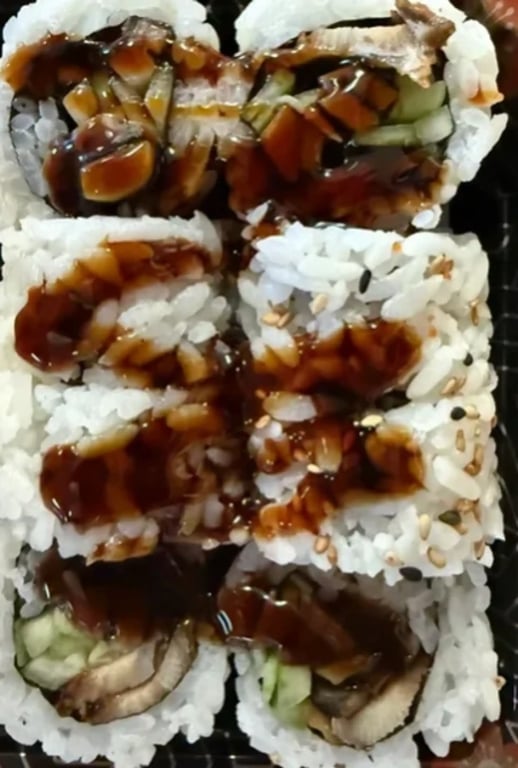 C6. Eel Roll (8 pcs)