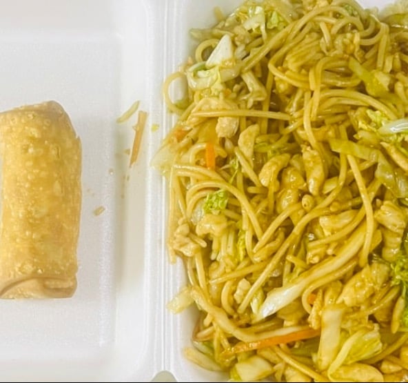 D8. Chicken Lo Mein