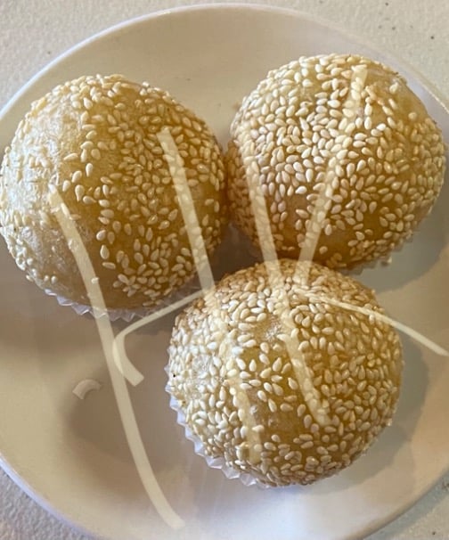 Lotus Paste Sesame Seed Balls