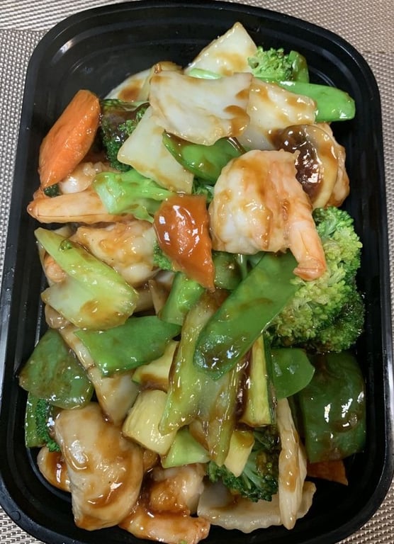 Shrimp with Mixed Vegetables
Empire Chinese - Tallahassee