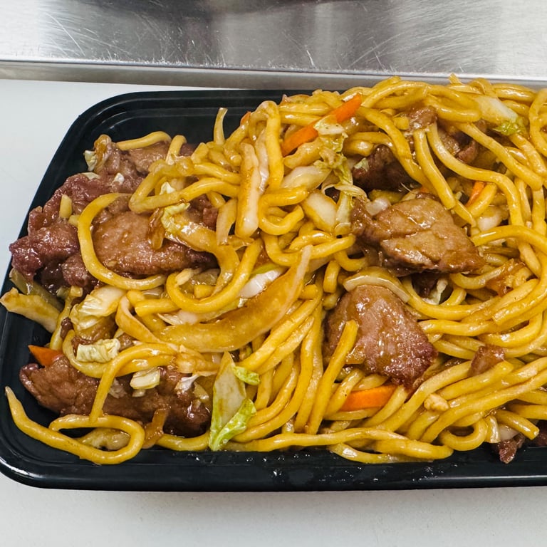 33. Beef Lo Mein (牛捞面）