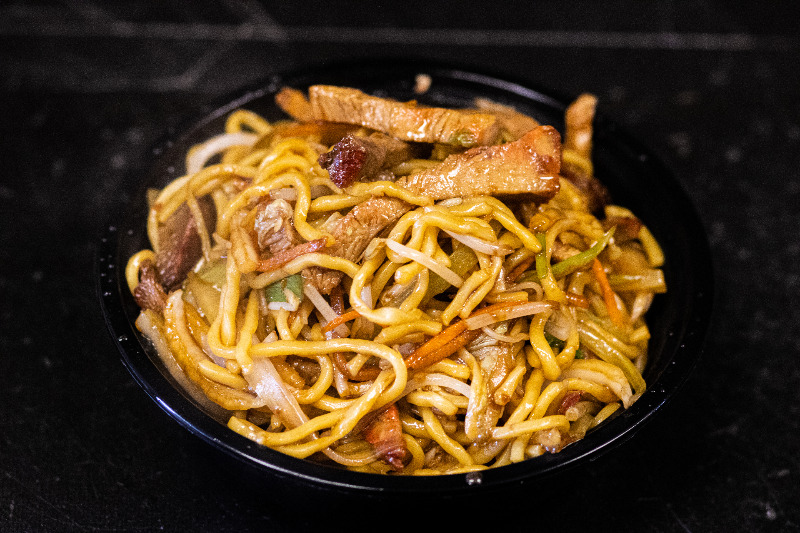 33. 叉烧捞面 Pork Lo Mein