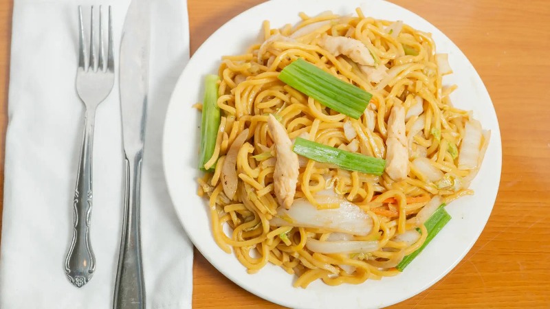 37. Chicken Lo Mein 鸡捞面