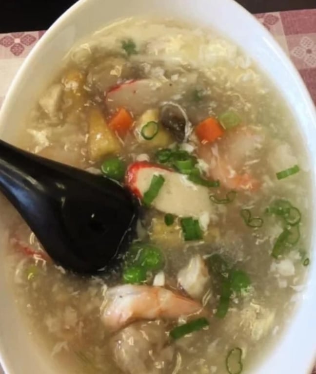 P6. Shrimp w. Lobster Sauce