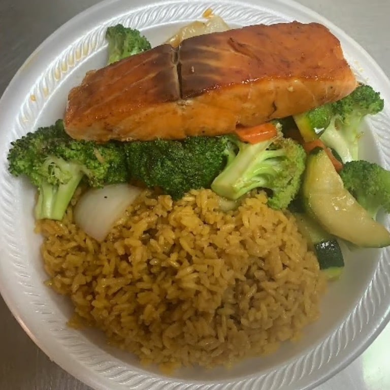 Hibachi Salmon (6oz)