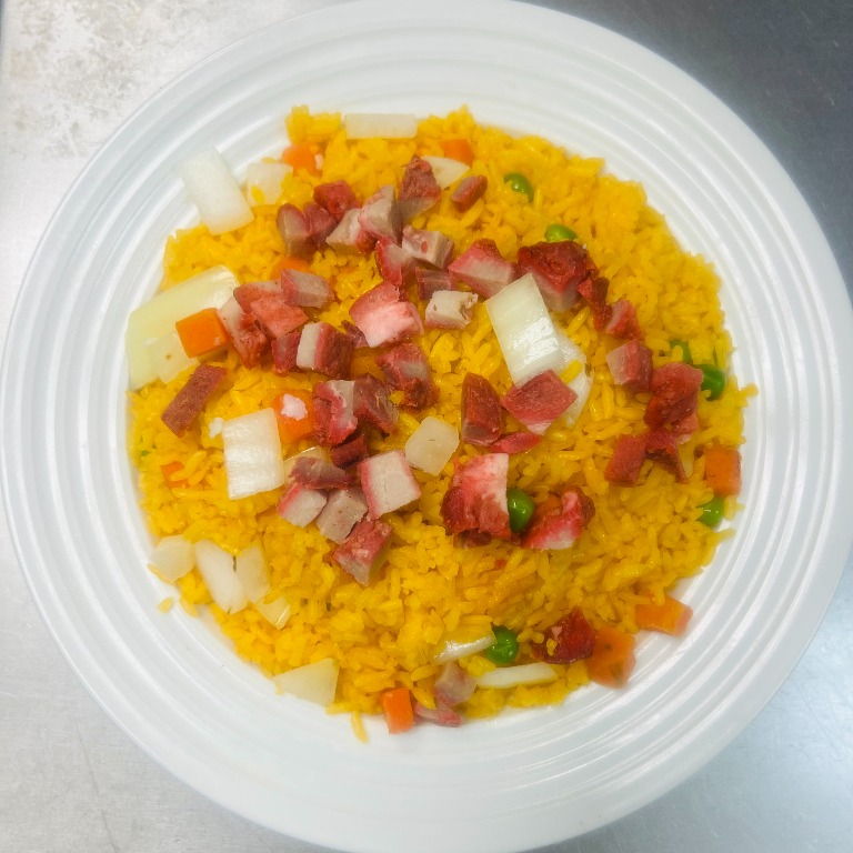 18. 叉烧炒饭   <br>Roast Pork Fried Rice