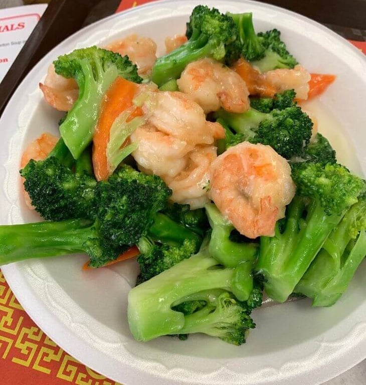 31. Shrimp with Broccoli 芥兰虾