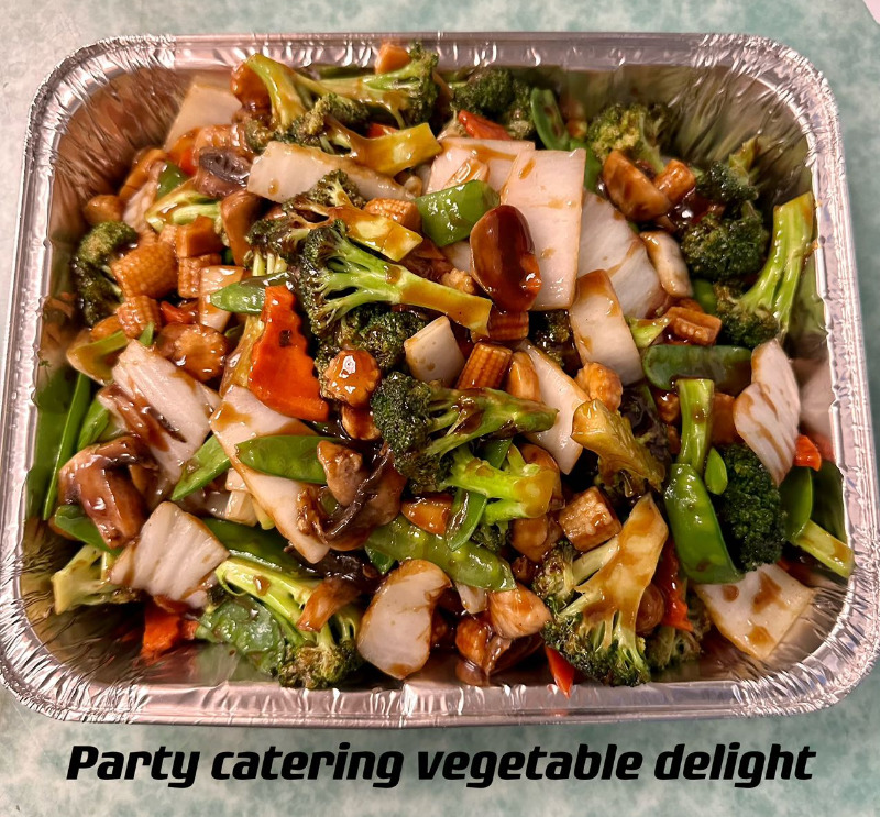 H15. Vegetable Delight Party Tray Image