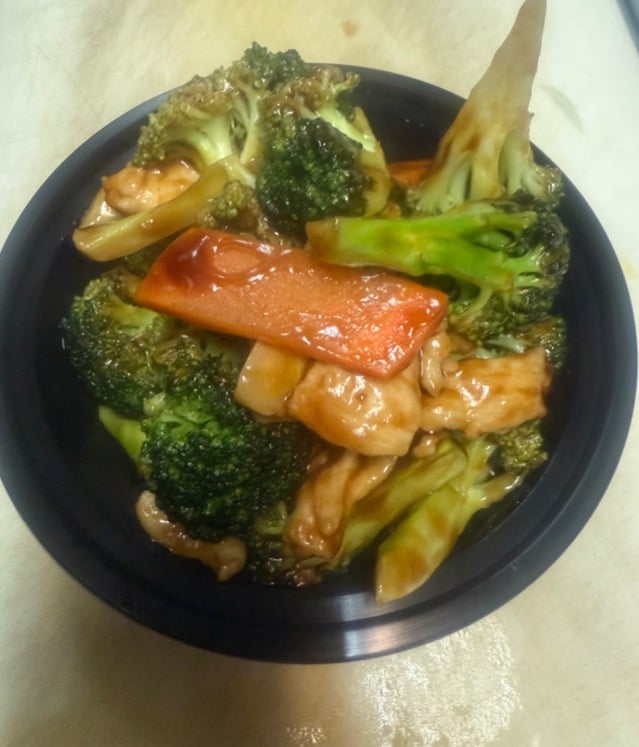 42. Chicken w. Broccoli