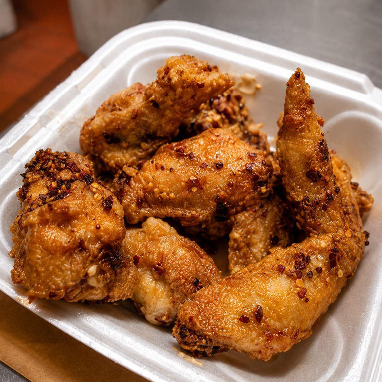 Spicy Chicken Wings (8)