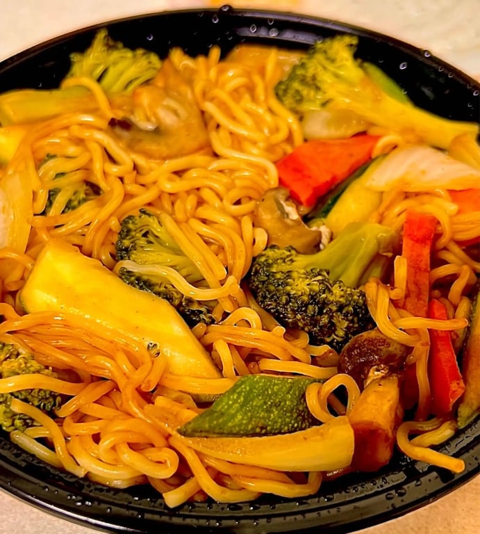 H14. Vegetable Yaki Soba