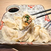 B3. 海鲜水饺 Seafood Dumplings (8pcs)