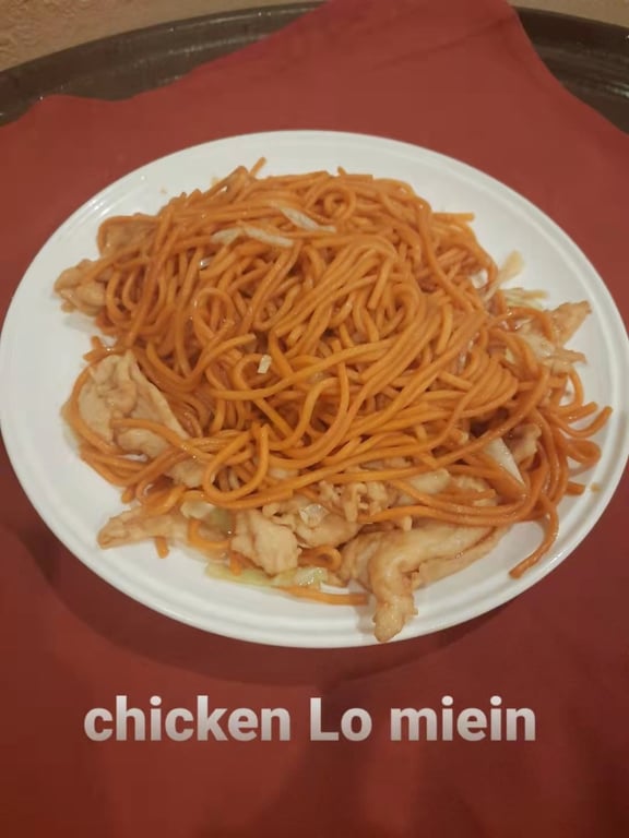 鸡捞面 5. Chicken Lo Mein