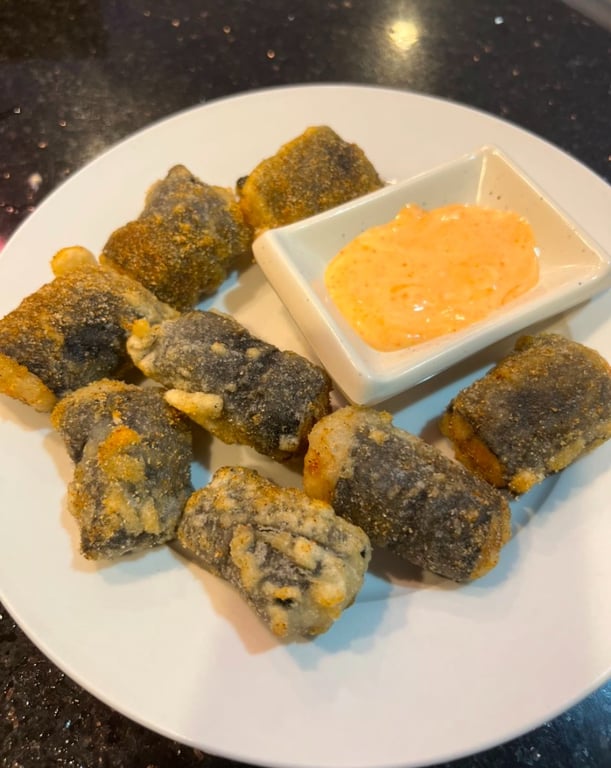 Crispy Chicken Seaweed Roll (8)