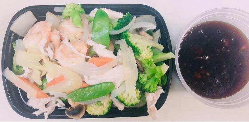 H 7. 水煮什菜鸡虾 Steamed Chicken & Shrimp w. Mixed Vegetables
