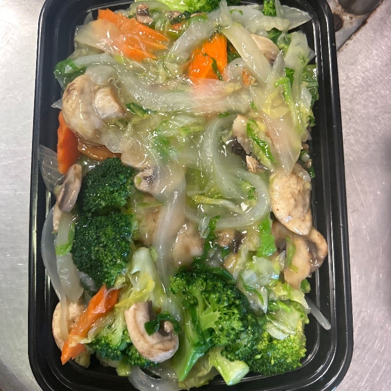 菜炒面<br>34. Vegetable Chow Mein