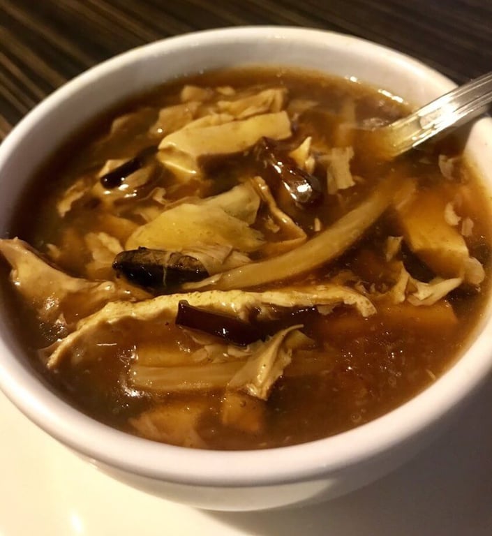 S2. Hot n Sour Soup 酸辣汤