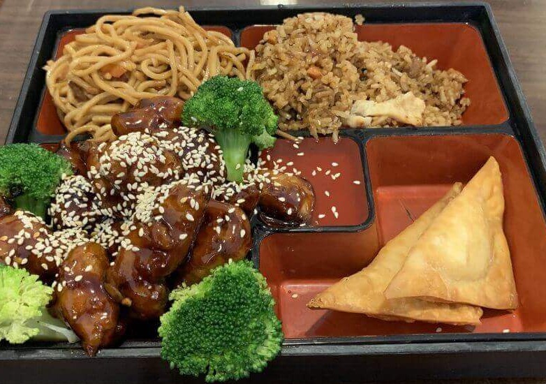 Sesame Chicken Bento Box
Sizzle It Asian Bistro - Novi