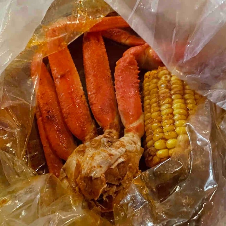 1 Cluster Snow Crab Legs