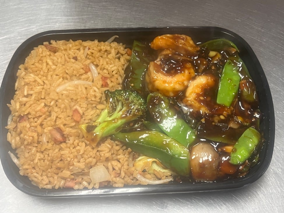 A29. Shrimp w. Garlic Sauce