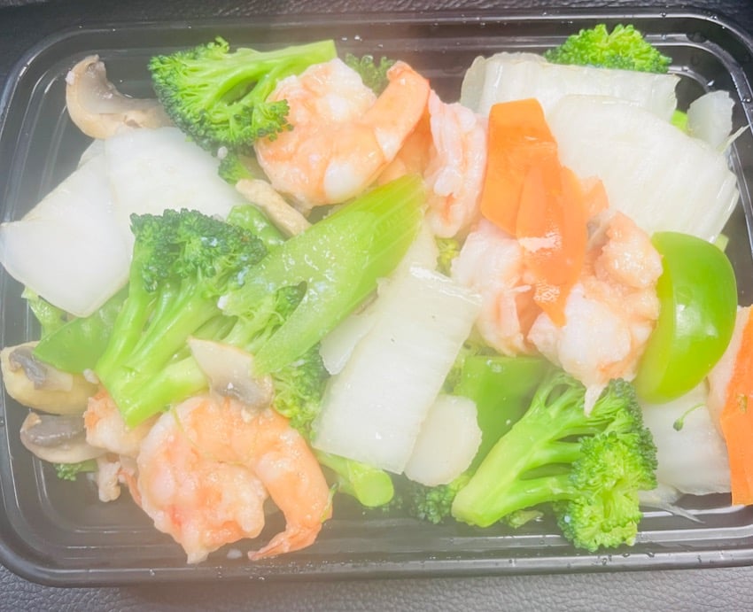 水煮杂菜虾 Steamed Shrimp w. Mixed Vegetables