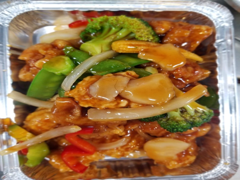 140. Shrimp w. Peking Style