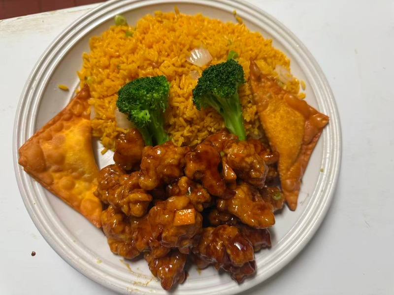 C100. 陈皮鸡<br>Orange Chicken