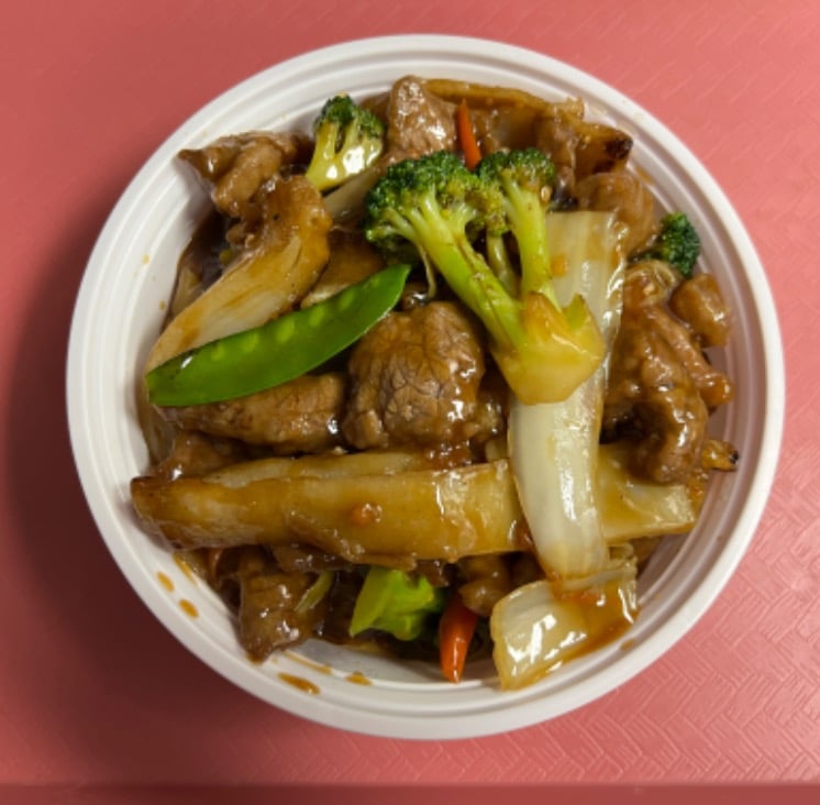 152. Beef Kow Chow Fun
