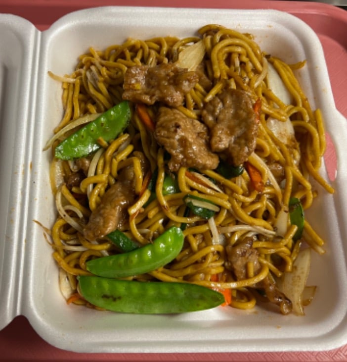 24. Beef Lo Mein