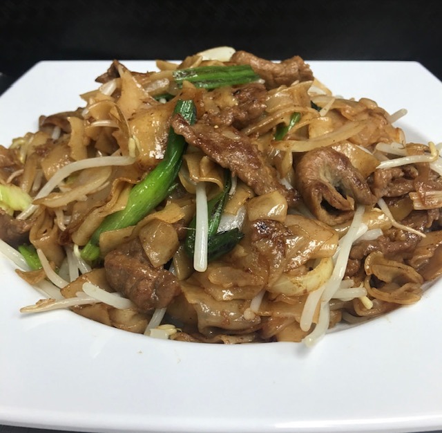 PK120. Beef Chow Fan