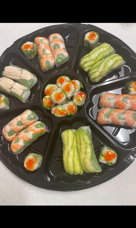 Mucho Summer Rolls