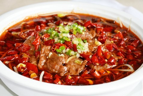 Sliced Beef in Chili Oil 水煮牛肉