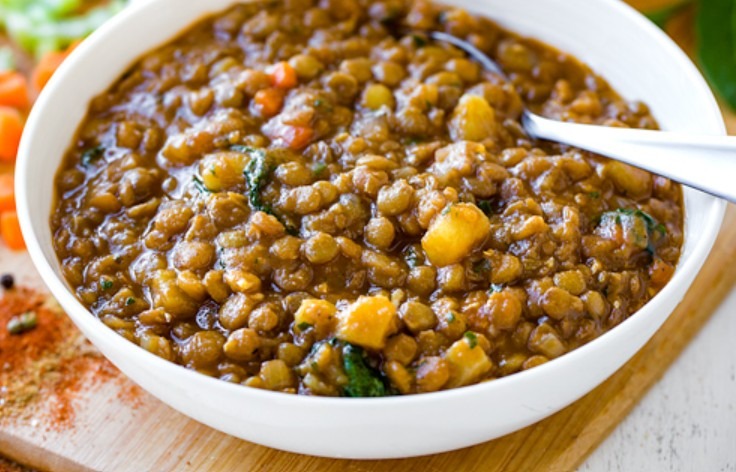 Lentil Soup w/ Herb Roll