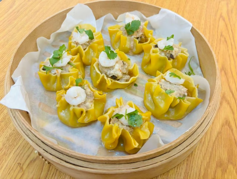 Pork and Shrimp Dumplings (8)