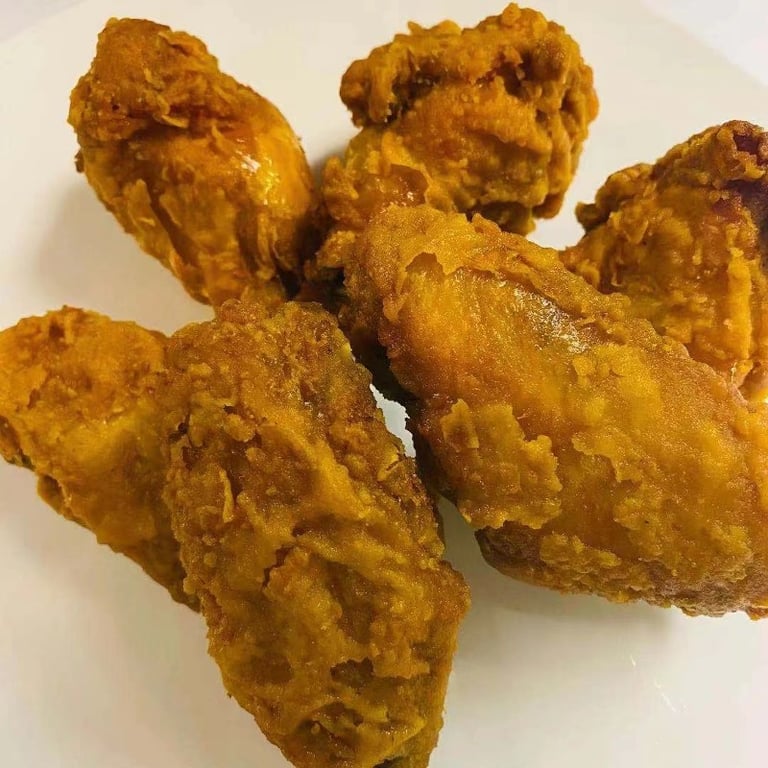 25. Fried Chicken Wings (6)<br> 炸鸡翅