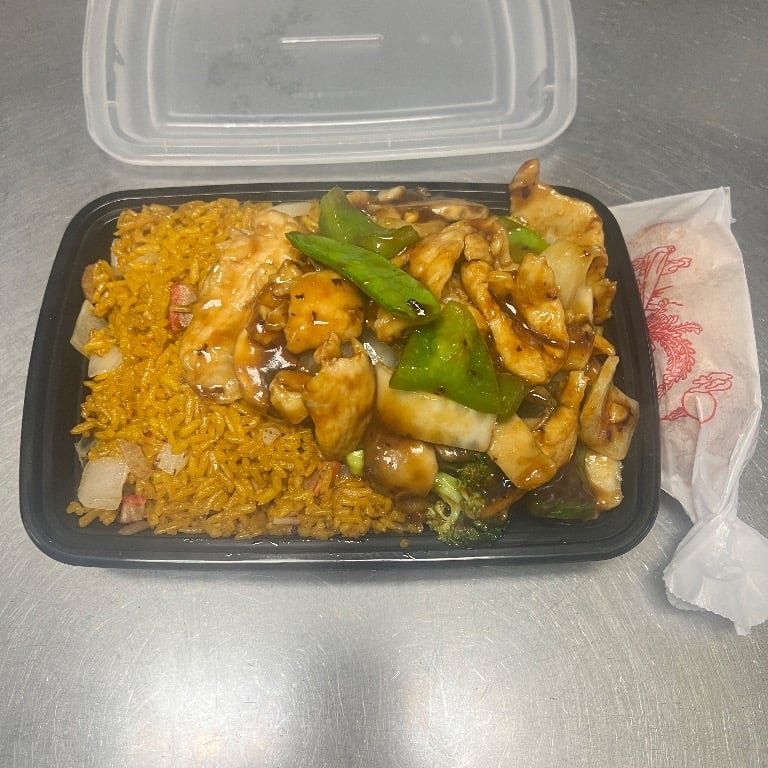 C14. Chicken w. Garlic Sauce