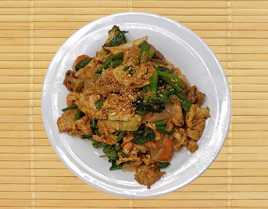 N3.Pad Khee Mao (Spicy Basil Drunken Noodles)